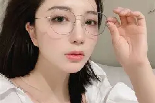 何润东刚翻红黑历史被扒恶心一幕发生这是有人眼红了？