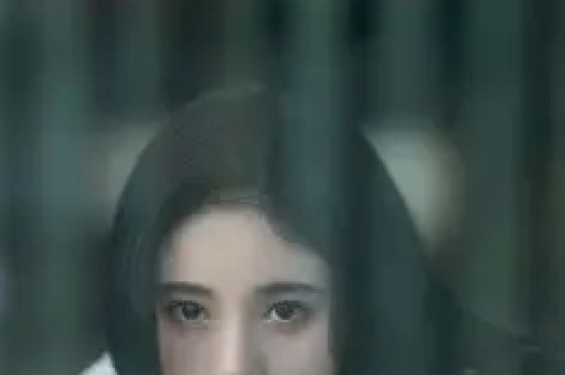 内娱清纯女星偷闯日本拍艳情片被网友当场撞破