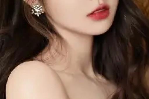 江疏影39岁凭脚毛上热搜背后藏着内娱对中年女星最大的傲慢